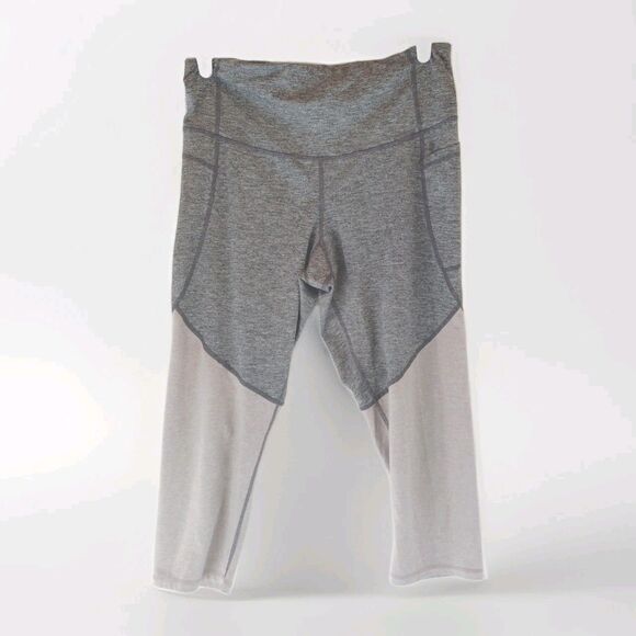 C9 Champion Studio Fit Capri Leggings Women's Large Gray Pocket - Picture 1 of 8